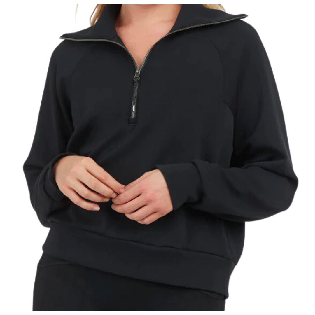 AIRESSENTIALS HALF ZIP BLACK