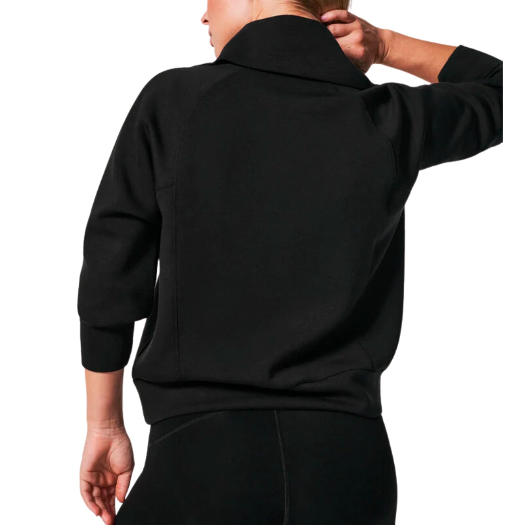 AIRESSENTIALS HALF ZIP BLACK
