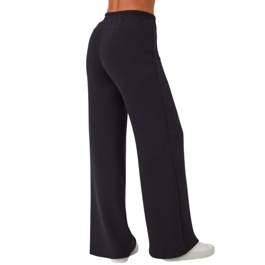 AIRESSENTIALS WIDE LEG PANT BLACK