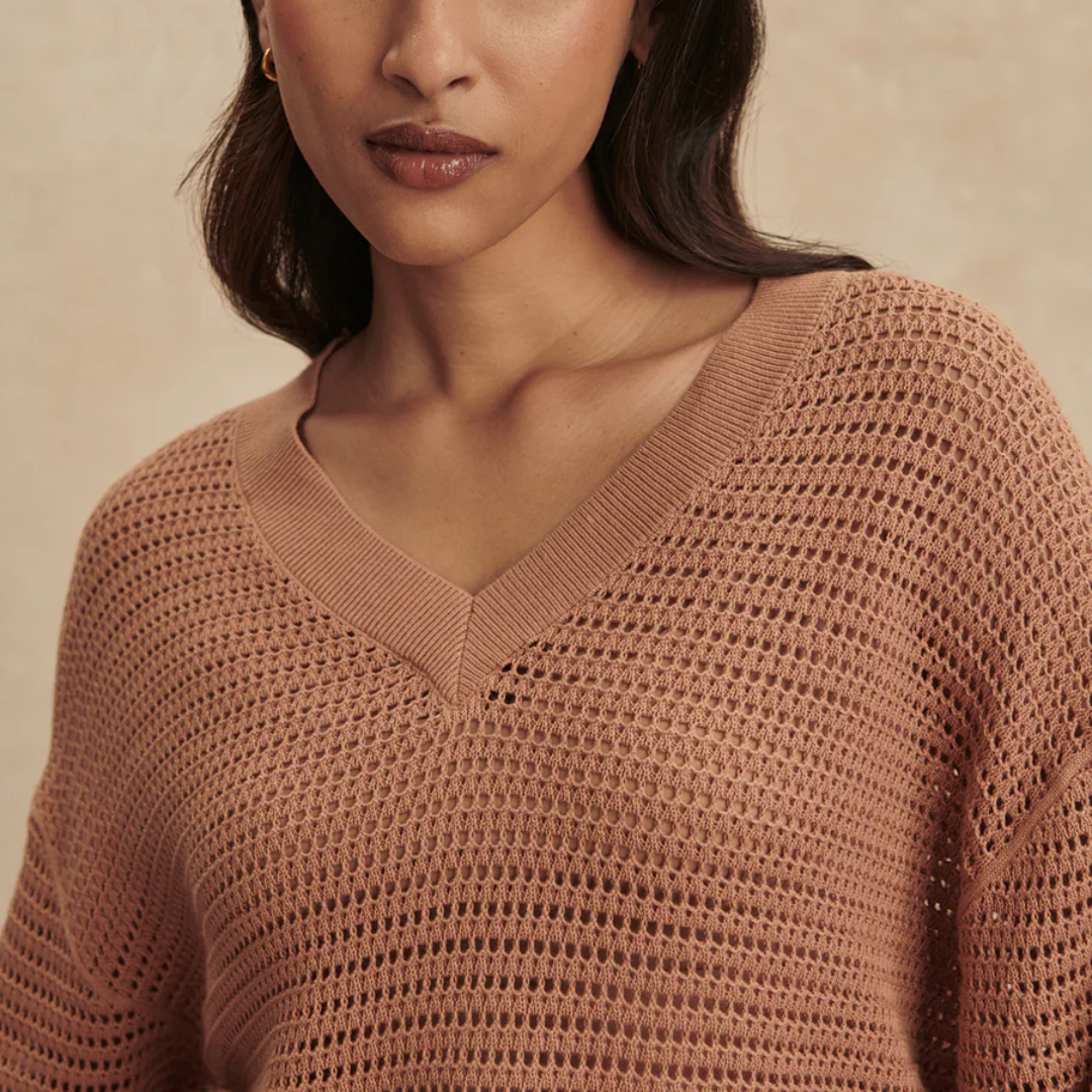 GAIA V NECK SWEATER CAMEL
