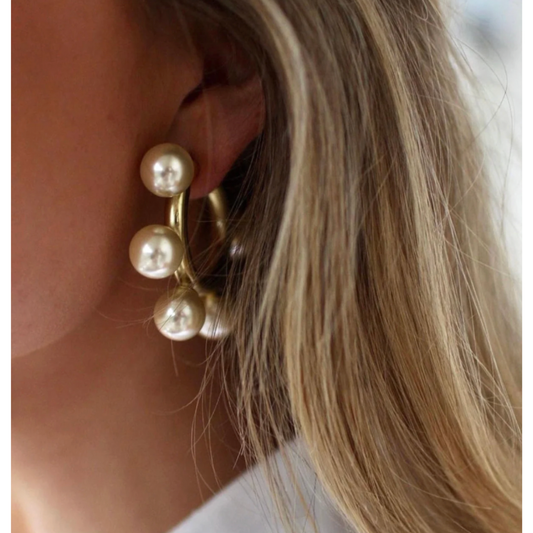GIO HOOPS PEARLS