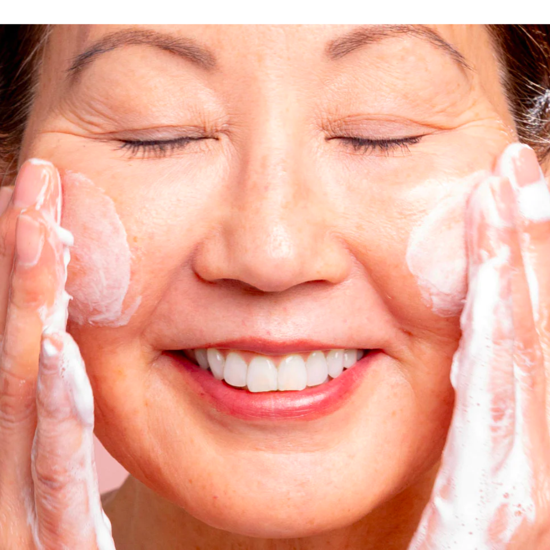 THREE MILK AGELESS CLEANSER