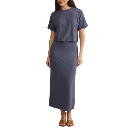 DELAVINE TEXTURED MIDI SKIRT WORN BLUE