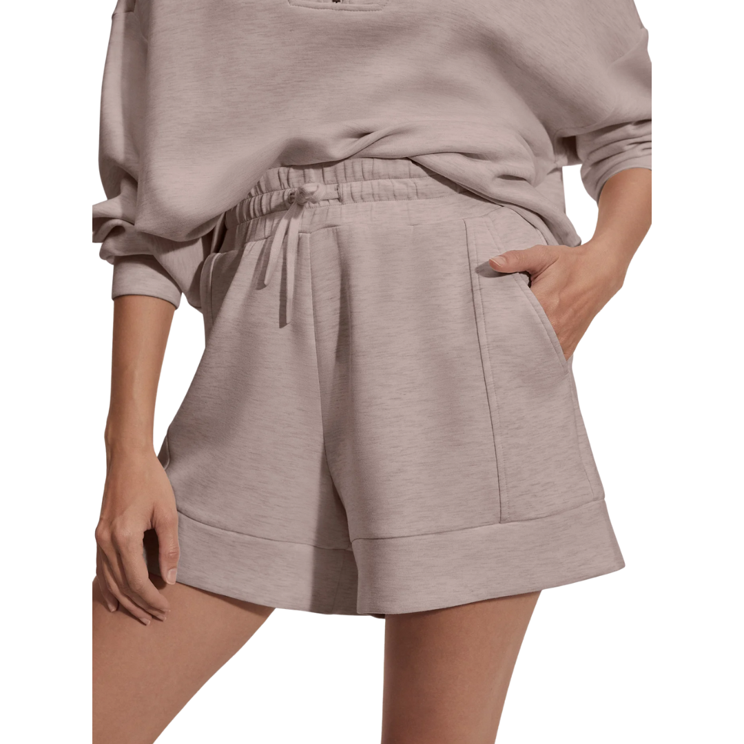 ATRIUM HIGH RISE SHORT 4.5" TAUPE