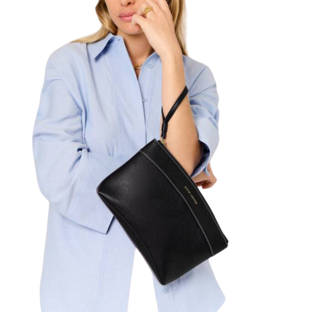 WRISTLET CLUTCH BLACK