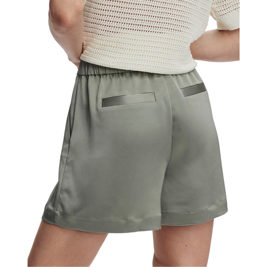 SARKA HIGH RISE SHORT GRAVITY