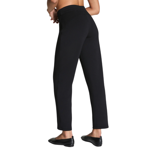 AIRESSENTIALS SLIM STRAIGHT PANT VERY BLACK