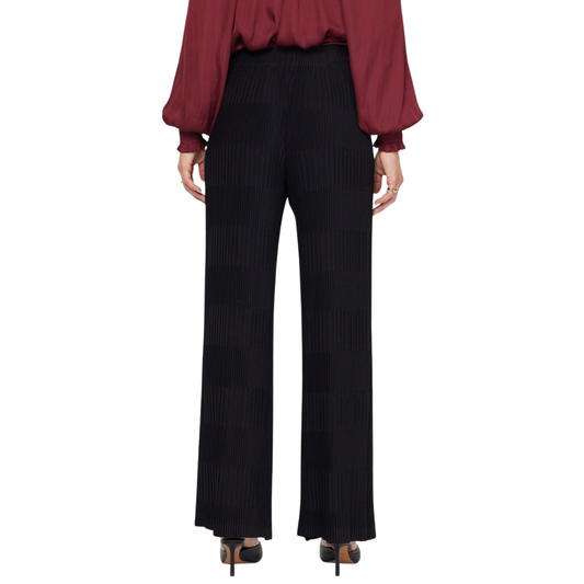 PLEATED STRAIGHT PANT BLACK