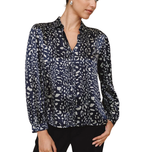 LONG SLEEVE SHIRRED SHOULDER BUTTONDOWN ARCTIC