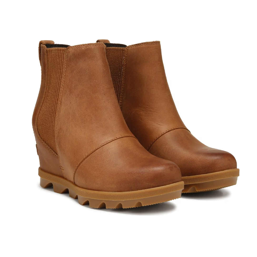 JOAN RHAPSODY CHELSEA WEDGE VELVET TAN