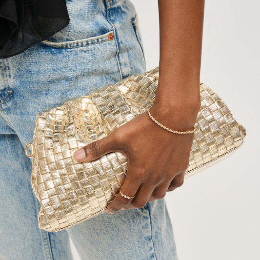 TATE WOVEN CLUTCH GOLD