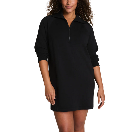 AIRESSENTIALS HALF ZIP DRESS VERY BLACK