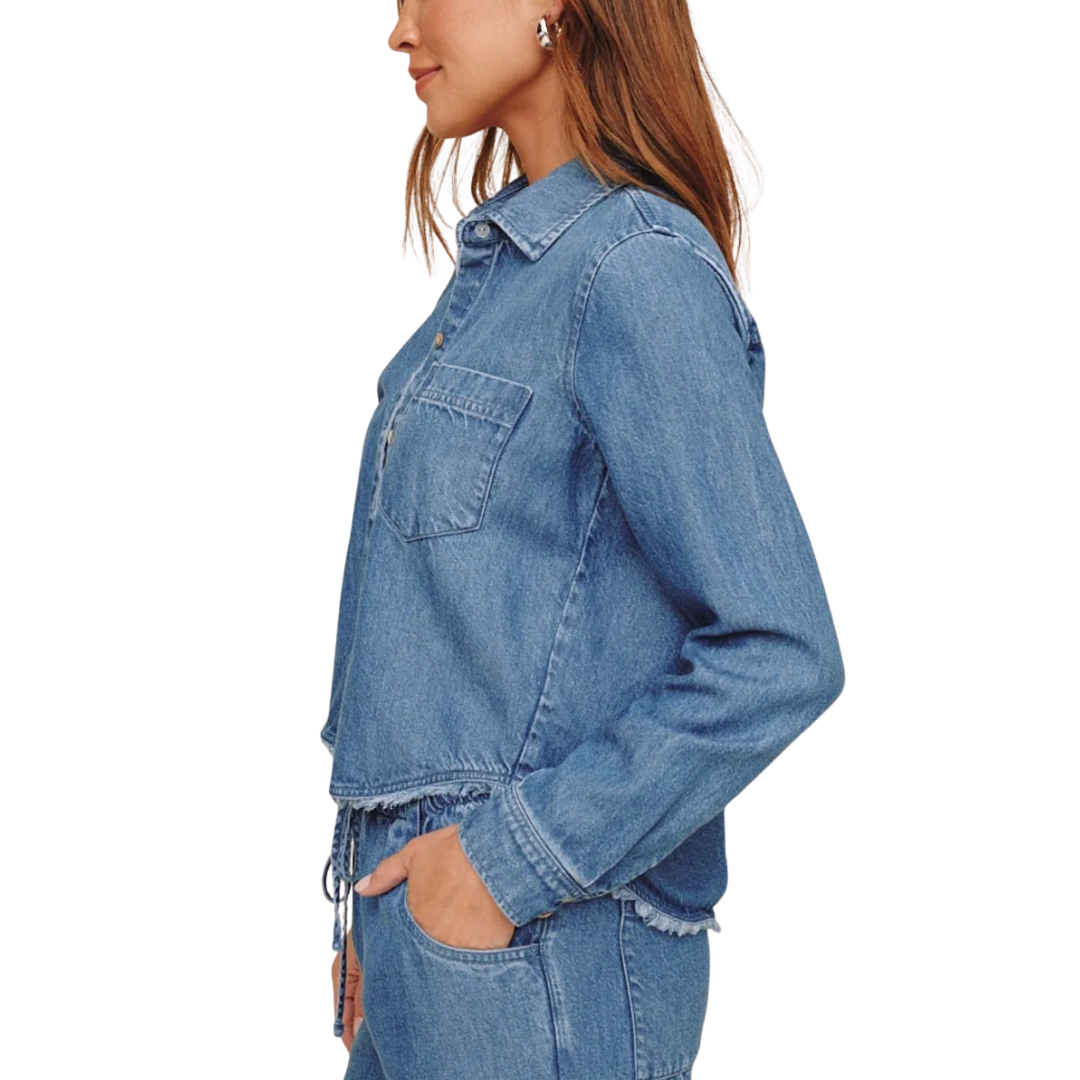 FRAY HEM CROPPED BUTTON DOWN INDIGO MIST WASH