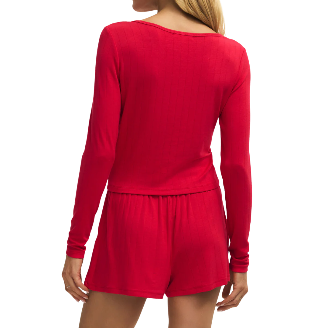 LETS MAKE UP SHORT KISS ME RED