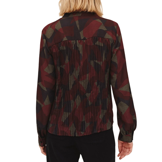 PLEATED PRINTED ABSTRACT BUTTON DOWN