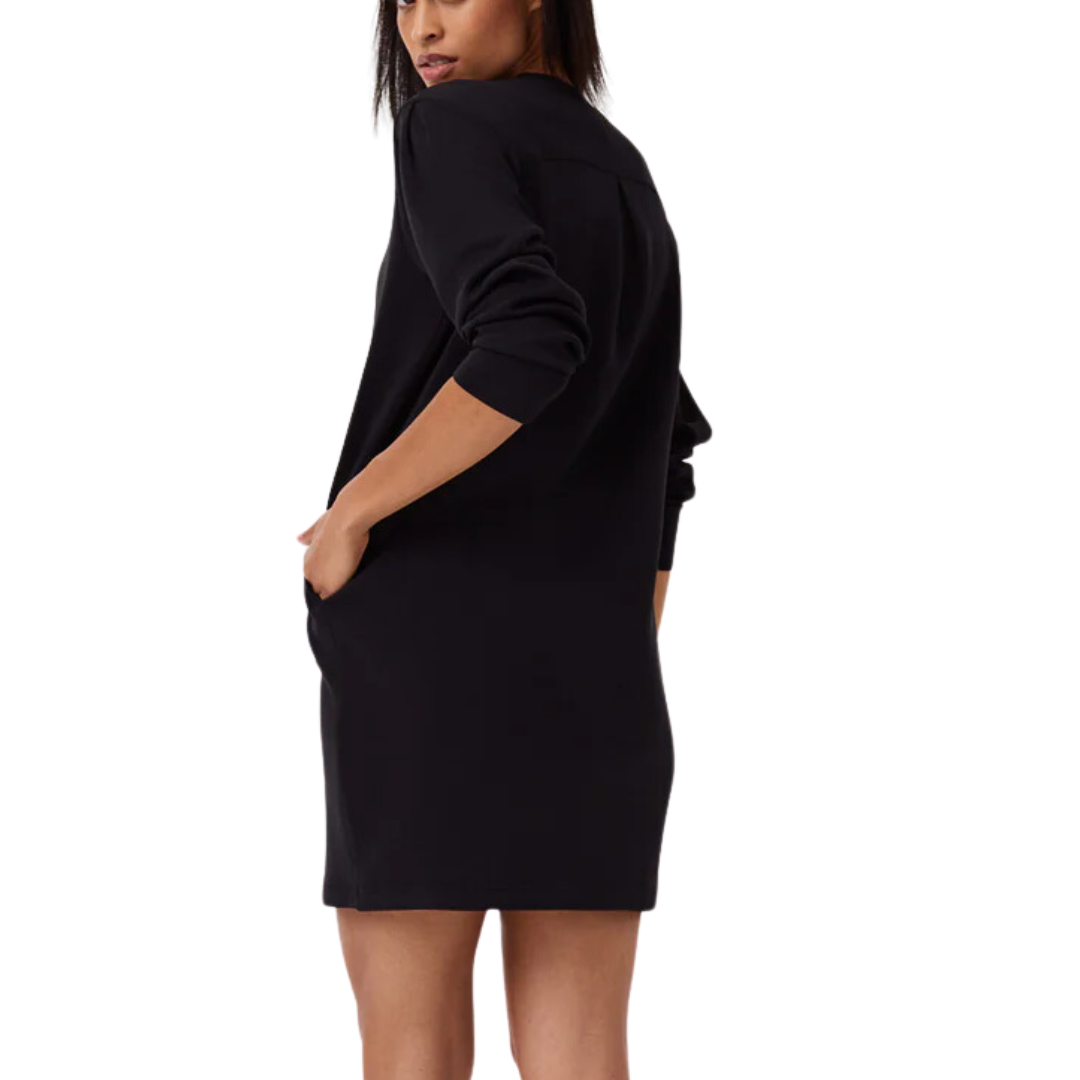 AIR ESSENTIALS CREW NECK DRESS BLACK