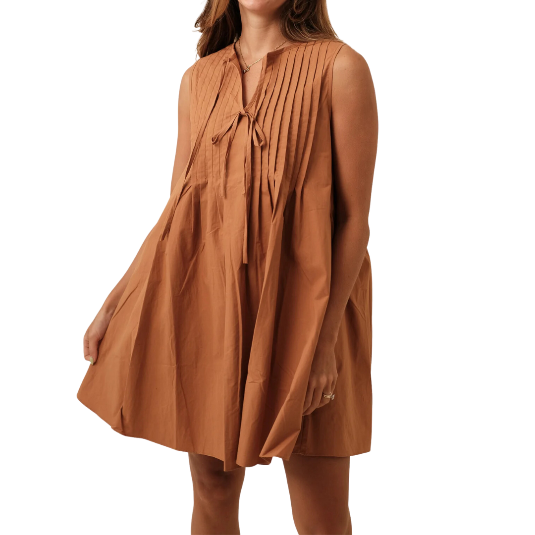 PINTUCK TIE POPLIN DRESS MOCHA