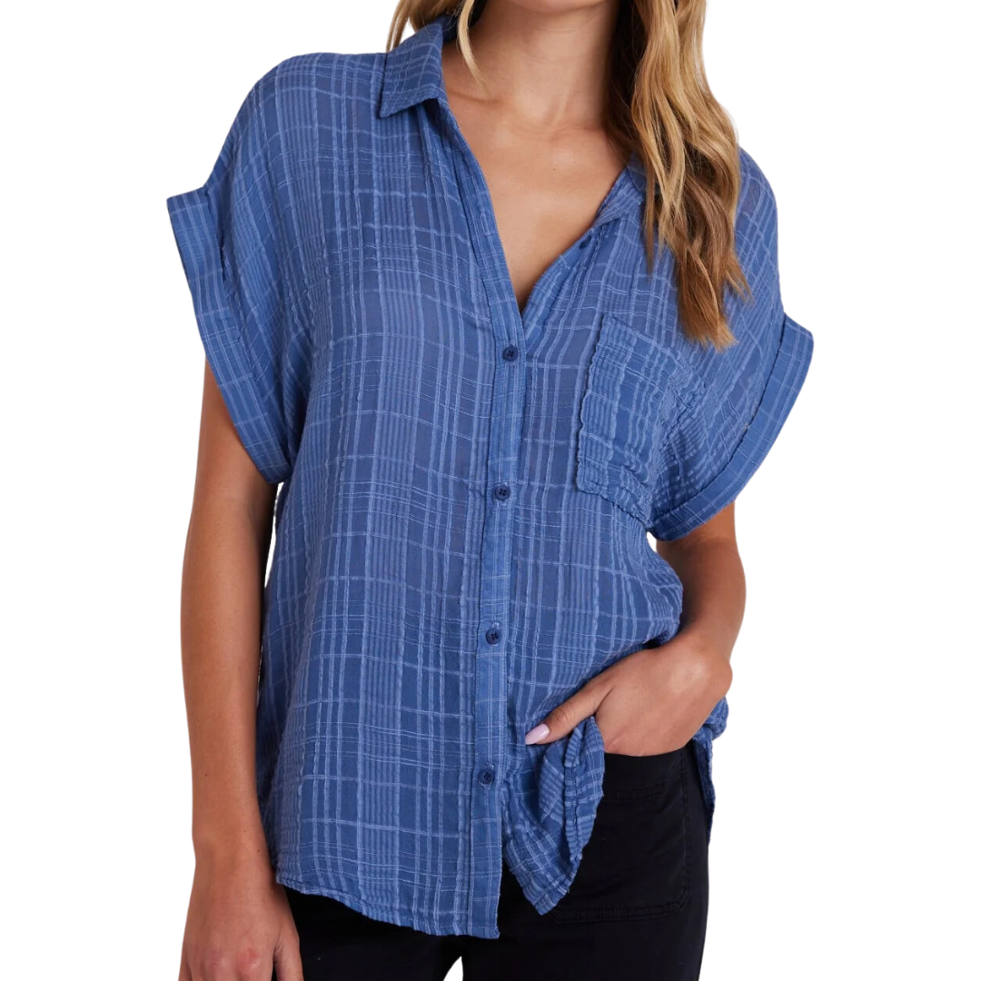 SHORT SLEEVE POCKET BUTTON DOWN BRIGHT INDIGO