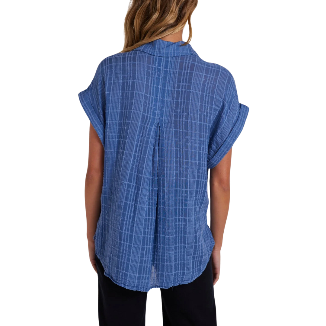 SHORT SLEEVE POCKET BUTTON DOWN BRIGHT INDIGO