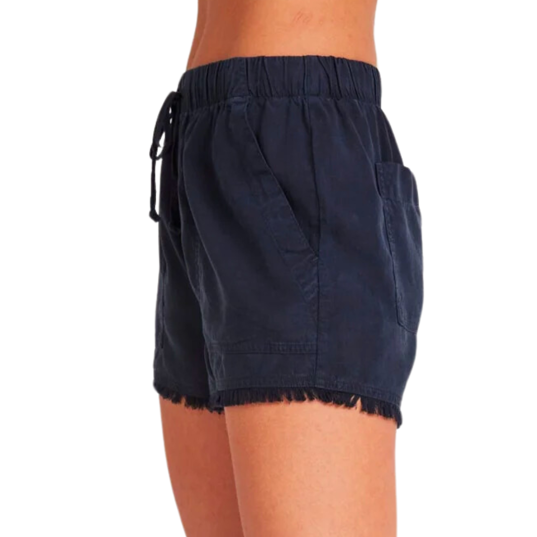 FRAYED HEM POCKET SHORT ENDLESS SEA