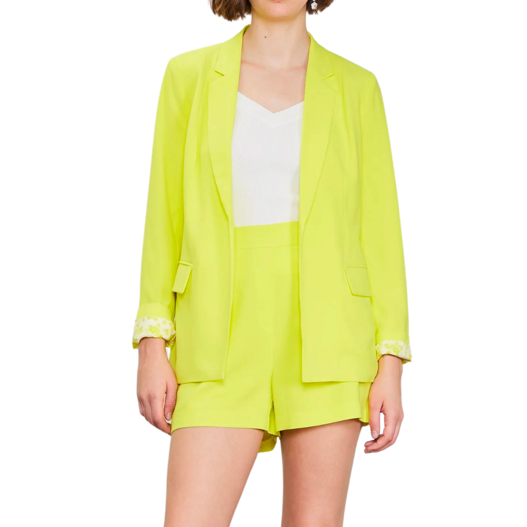 SHORTS WITH POCKETS LIME YELLOW