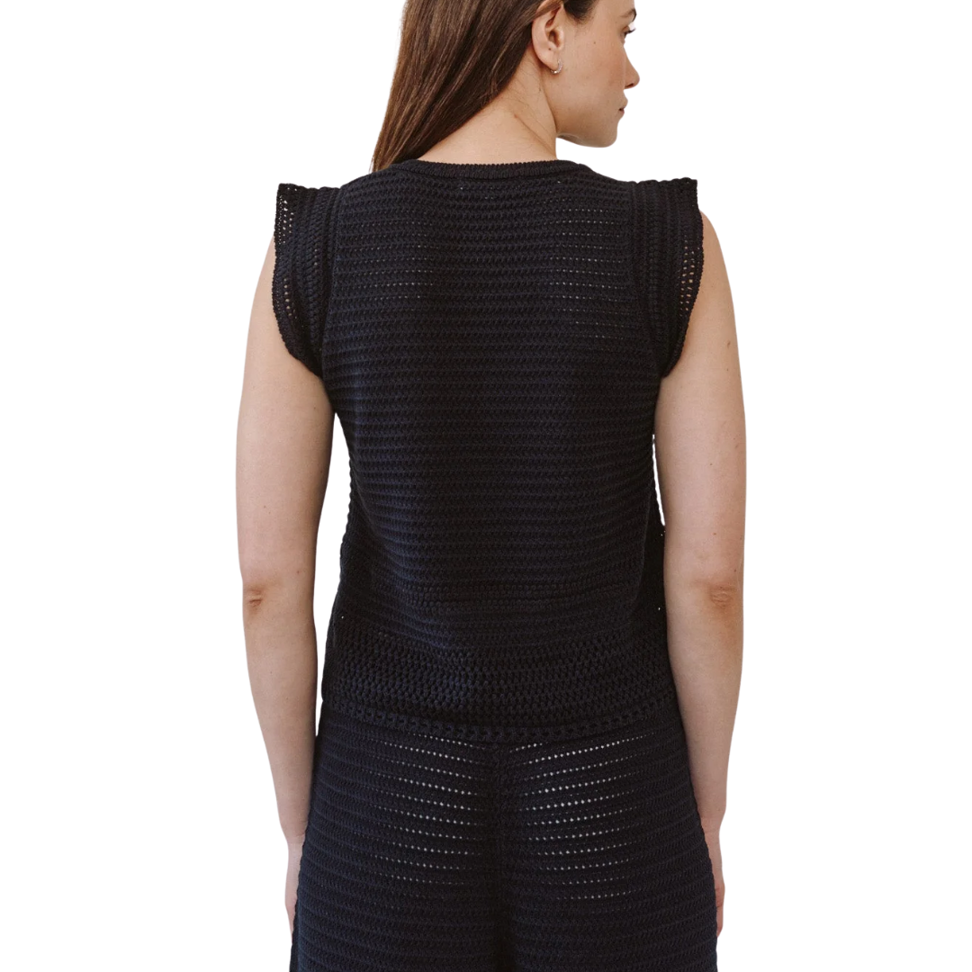 SHORT SLEEVE V NECK CROCHET TOP BLACK