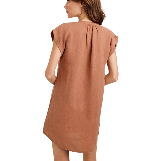 CAP SLEEVE HENLEY DRESS BROWN