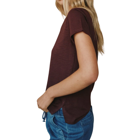 SIDE SLIT V-NECK TEE PINOT