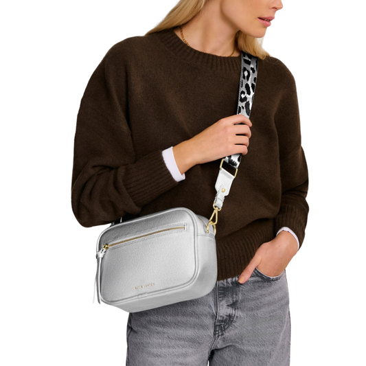 HALLIE CROSSBODY SILVER