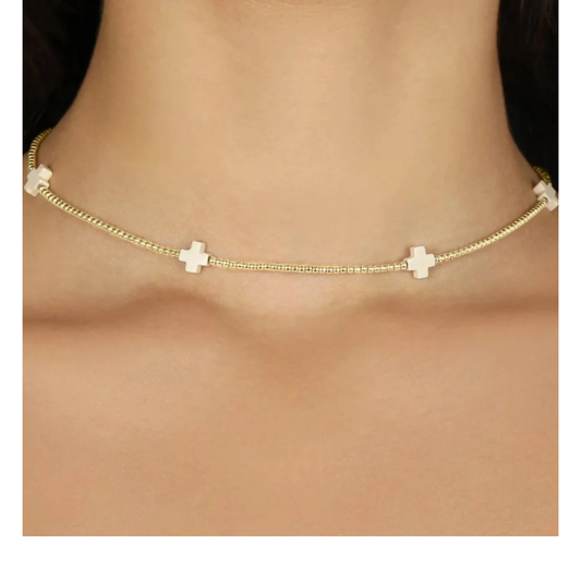 15" CHOKER SIGNATURE CROSS 2MM OFF WHITE