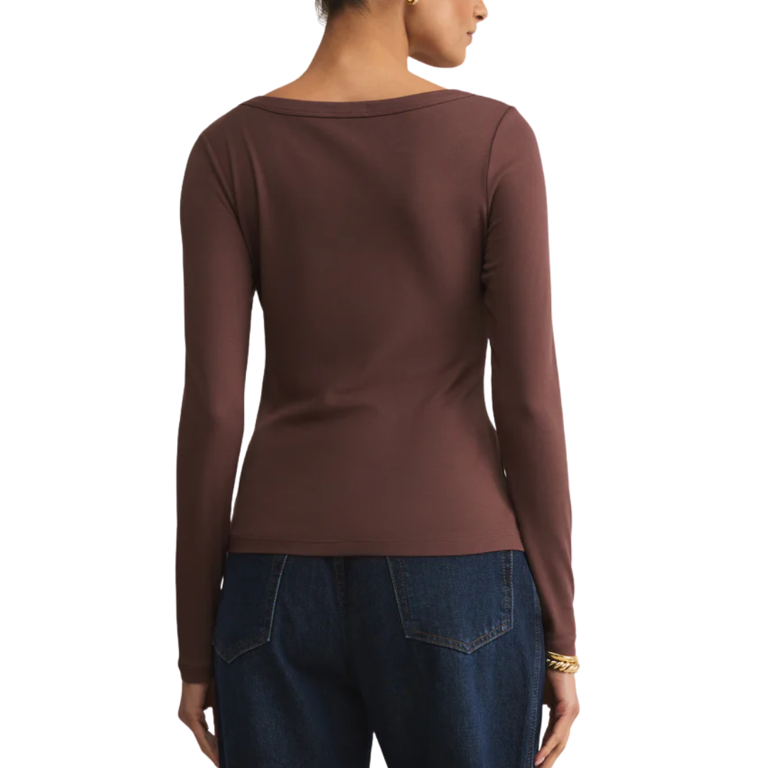 SECOND SKIN SCOOP NECK TOP SHADOW