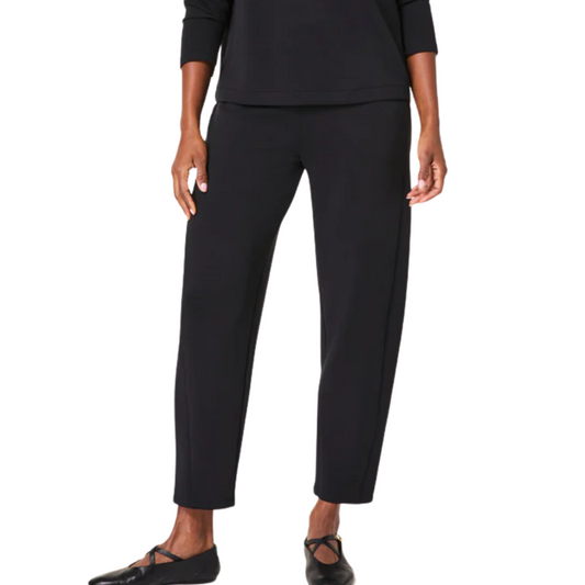 AIRESSENTIALS BARREL LEG PANT VERY BLACK