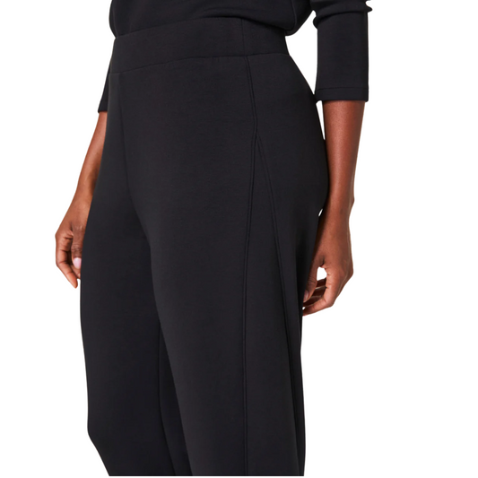 AIRESSENTIALS BARREL LEG PANT VERY BLACK