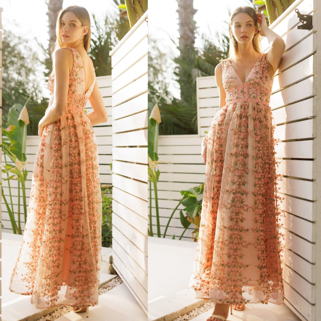FLORAL LACE MAXI DRESS MAUVE