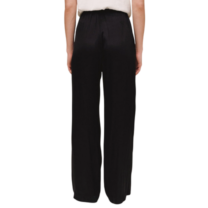 SLEEK WIDE LEG PANT BLACK