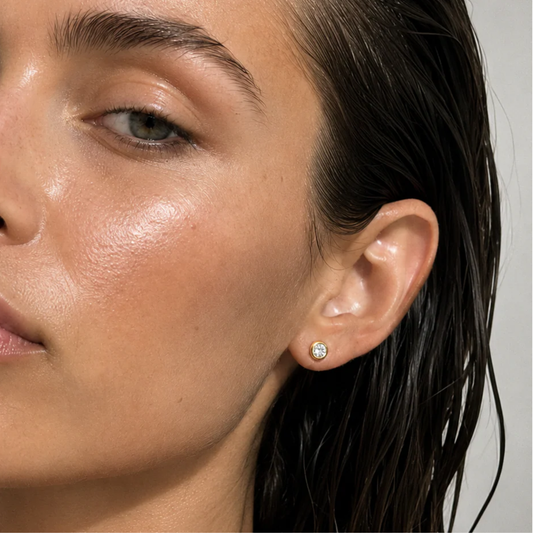 CATEANA BEZEL STUD EARRING