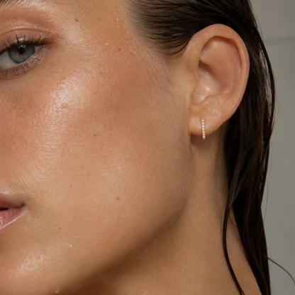KIKI BAR STUD EARRING